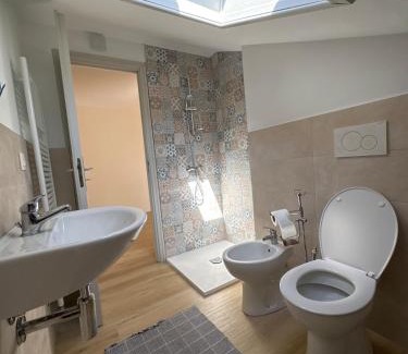 Madonna dell'Olmo Apartment | La casa i due cedri