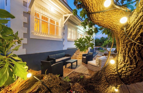 Saint-Paul Villa | LA CASE DANN TAN LONTAN