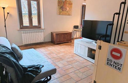 Castelnuovo d'Elsa Apartment | La casetta sulla Francigena