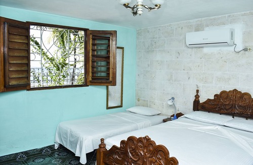 Cienfuegos House | La Casita de Oshun