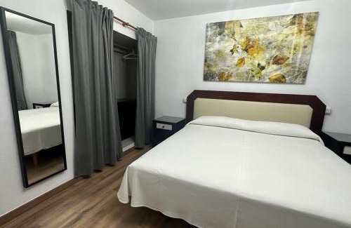 San Rafael Hostel | La Casona del Pinar Albergue