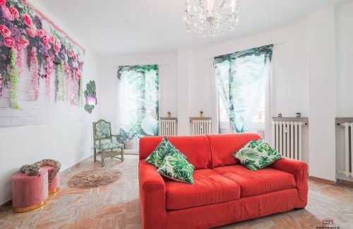 Forli Apartment | La Chicca di Forlì - Elegante appartamento in centro con parcheggio privato