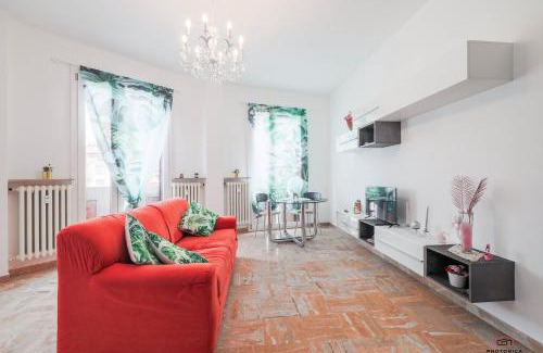 Forli Apartment | La Chicca di Forlì - Elegante appartamento in centro con parcheggio privato