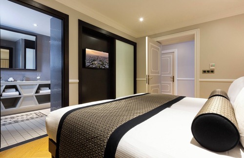 Chaillot Hotel | La Clef Tour Eiffel Paris by The Crest Collection