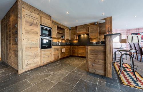 Saint-Pierre-de-Clages Apartment | La Cordée 4 - Spa Access - Mer de Glace complex