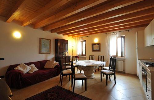 Pesina Spezie Apartment | La Corte dei Limoni