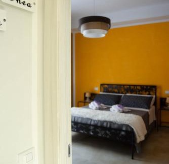 Salerno Bed & Breakfast | La Corte di BisMary B&B
