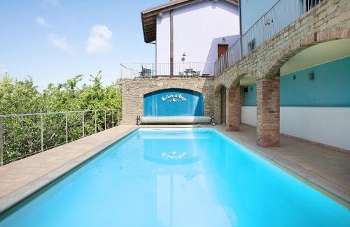 Cerretto Langhe Apartment | La Corte di Langa alloggio Rubino