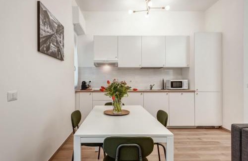 Giambellino Apartment | La Culla di Milano