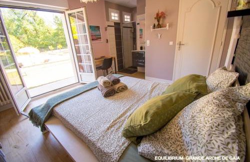Saussens Bed & Breakfast | La Grande Arche de Gaïa