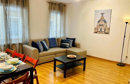 Embajadores Apartment | La Latina Premium Home