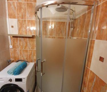 Greoux-les-Bains Apartment | La Loge du château ! "climatisé"