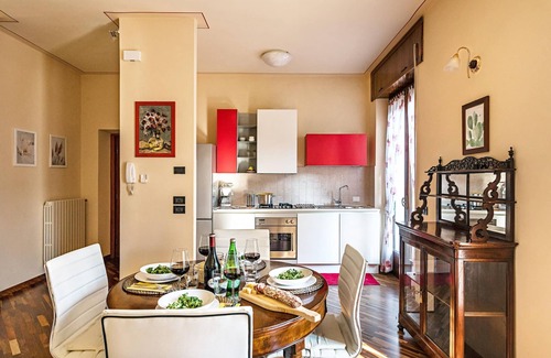 Desenzano del Garda Apartment | La Magnolia 2 Apartment by Wonderful Italy