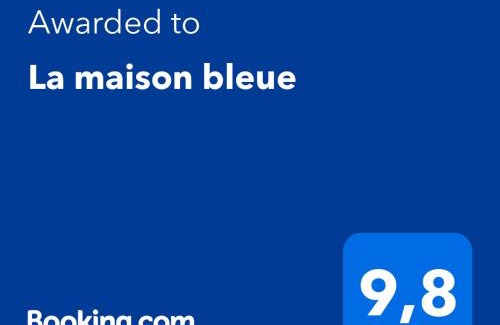 Flogita House | La maison bleue