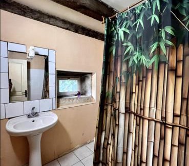 La Celette House | La Maison du Bout du Monde pour 6 personnes - Gîte en transition