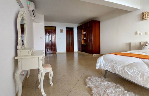 Bamburi Apartment | La Mera see View Beachfront Appartment