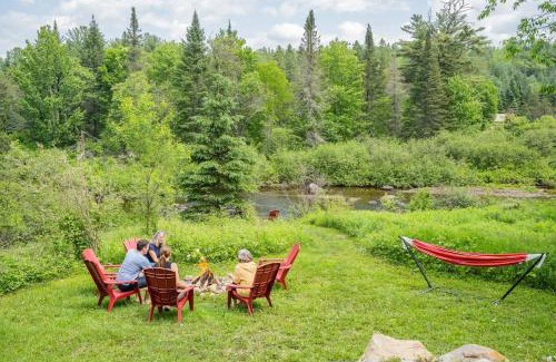 Chertsey Ski Chalet | La Pause - Peaceful by the river