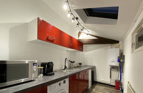 Saint-Hilaire-Saint-Florent Apartment | La Propriété de Bacchus