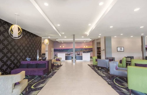 Downtown Memphis Hotel | La Quinta by Wyndham Memphis Downtown