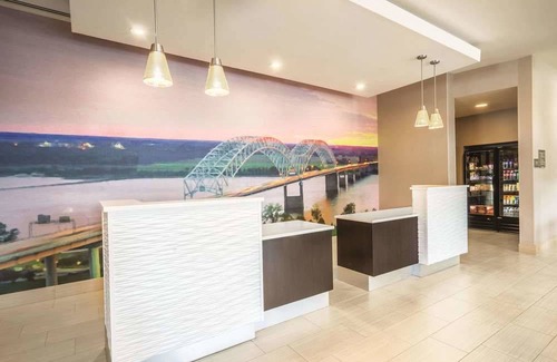 Downtown Memphis Hotel | La Quinta by Wyndham Memphis Downtown