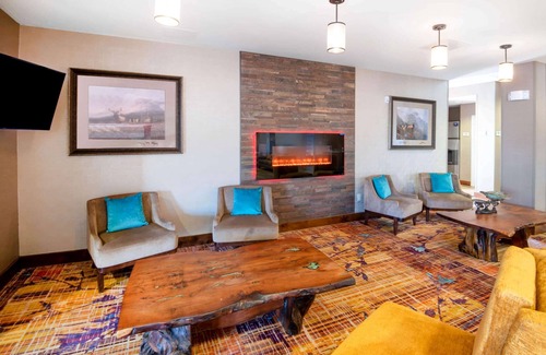Durango Hotel | La Quinta Inn & Suites by Wyndham Durango