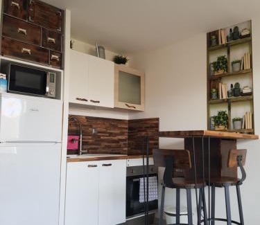Frontignan Apartment | La Rose des Sables, T2 à la mer, terrasse et garage
