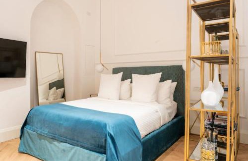 Cerchia dei navigli Apartment | LA SCALA SUITE-Luxury Apartment