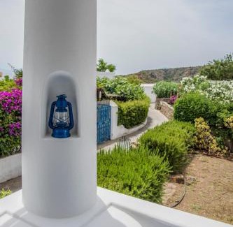 Panarea House | La Sirena
