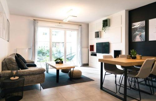 Aix-les-Bains Apartment | La Source Positive