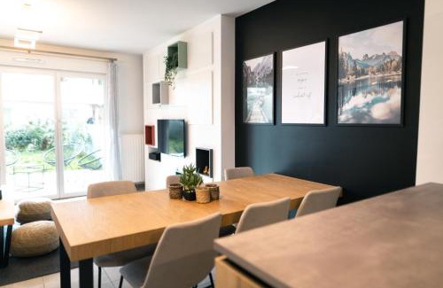 Aix-les-Bains Apartment | La Source Positive