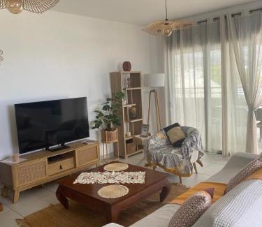 Centre-Ville Apartment | La terrasse du lagon