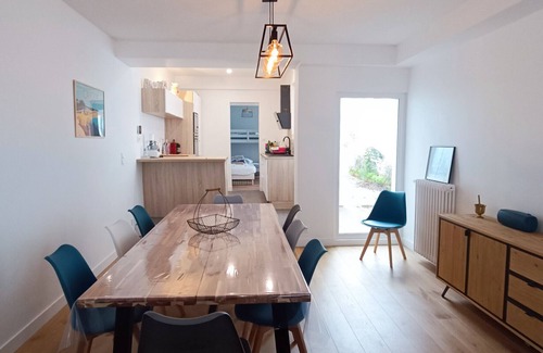 Les Sables d'Olonne Ski Chalet | La Tribu -Maison Sablaise à 200m de la Grande Plag