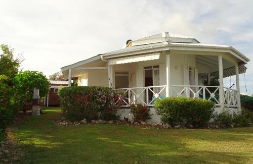 Saint-Francois House | La villa les palmiers simplicité convivialité