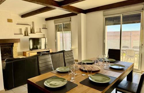 Istres House | La Villa Romana - Spacieux, Confortable et Centrale