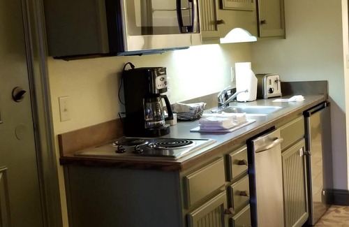 Big Cedars Apartment | LABOR DAY WEEK at Wilderness Club at Big Cedar Resort September 1-6, 2019