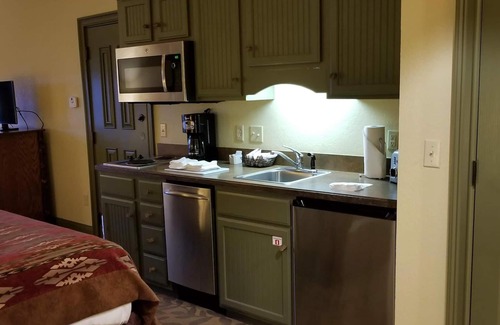 Big Cedars Apartment | LABOR DAY WEEK at Wilderness Club at Big Cedar Resort September 1-6, 2019