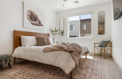 St. George House | Lagoon Vibes townhouse