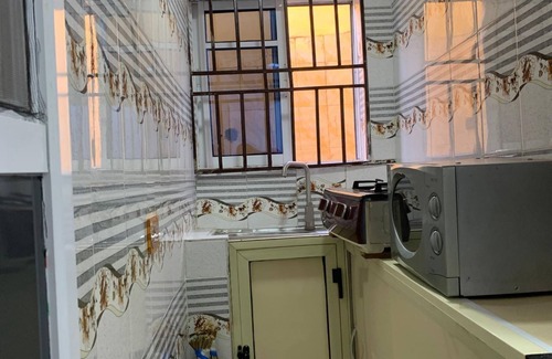 Somolu Apartment | Lagos 1-Bed Apt, Sleeps 2 with AirCon & Parking