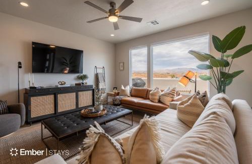 St. George House | Laguna at Desert Color (by Ember Stays)