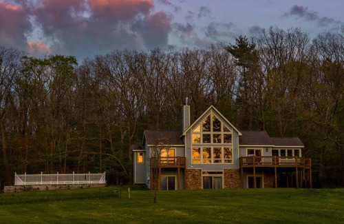 Waterfront Greens House | Lake Access w/ Private Outdoor Pool & LOTS of Community Amenities!