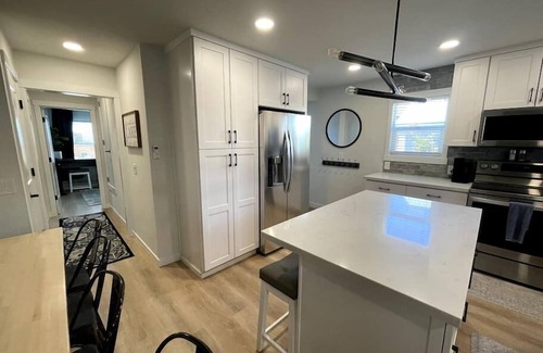 Wapato Point House | Lake Chelan Gem downtown! Your own patios and spa-walk to lake/marina/food