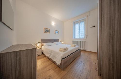Dervio House | Lake-View Apartment, 1 Min Walk from the Lake