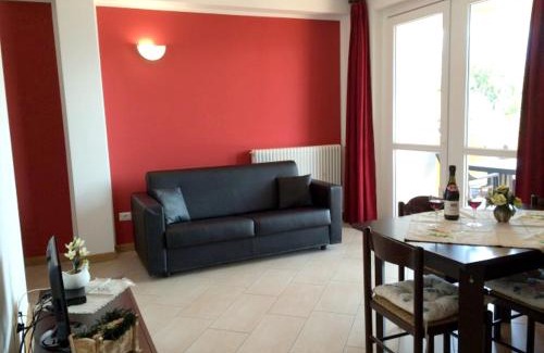 Vercana Apartment | Lake View Apartment in Vercana, Shared Pool