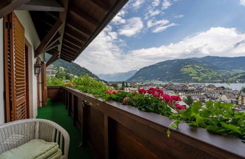 Zell am See Ski Chalet | LAKE VIEW! Chalet Birkmayer by we rent