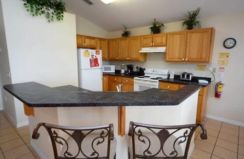 Cumbrian Lakes House | Lake View Pool & Spa Game Room Near Disney