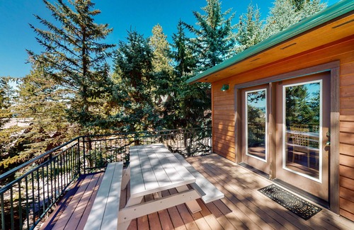 Woods Bay Cabin | Lakefront getaway with dock, 400- square-foot deck, close to town
