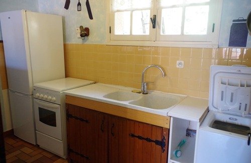 Esparron-de-Verdon House | Lakefront house 75m2 large terrace, barbecue, castle view for 6 people