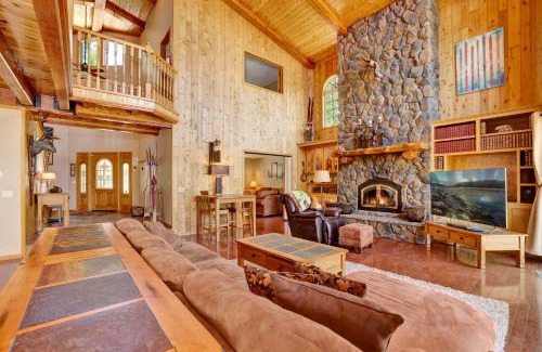 Big Bear Lake Ski Chalet | Lakefront Village Castle- Foosball- Boat Dock-