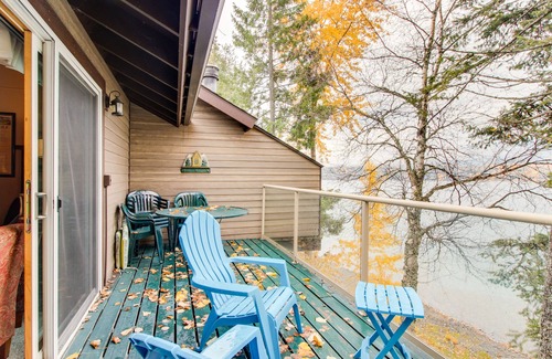 Whitefish Condo | Lakeside condo with pool, hot tub, sauna & beach access