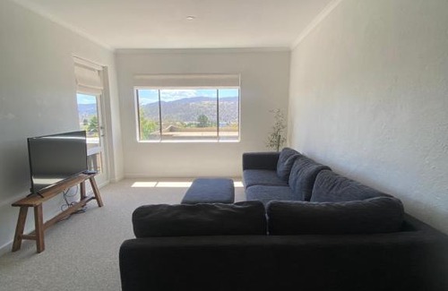 Jindabyne Apartment | Lakeview